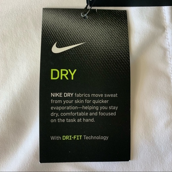Nike Pro Dri Fit NWT Packable Lightweight Jacket - Picture 12 of 15